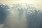 飞机上拍摄云海