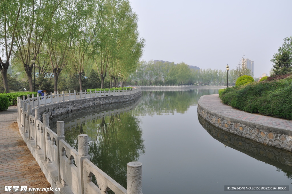 公園內湖