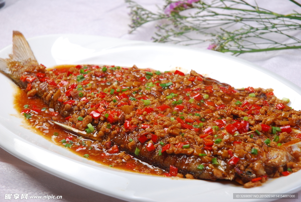 老醬燒白魚(yú)