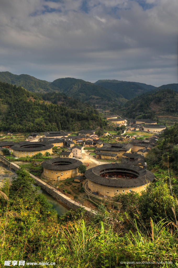 南靖河坑土樓群