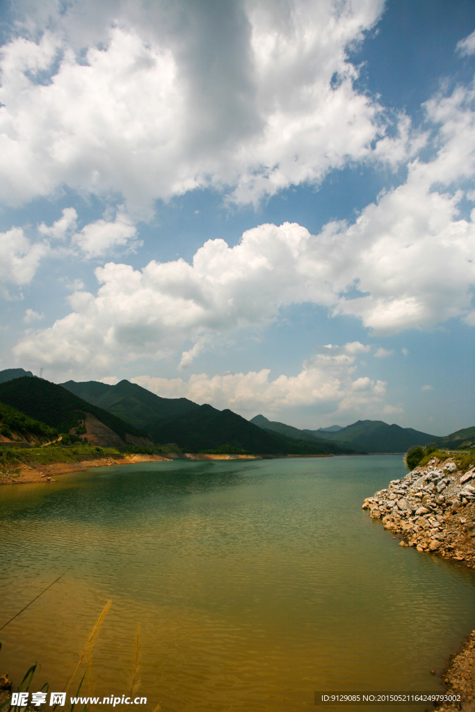 天梁山