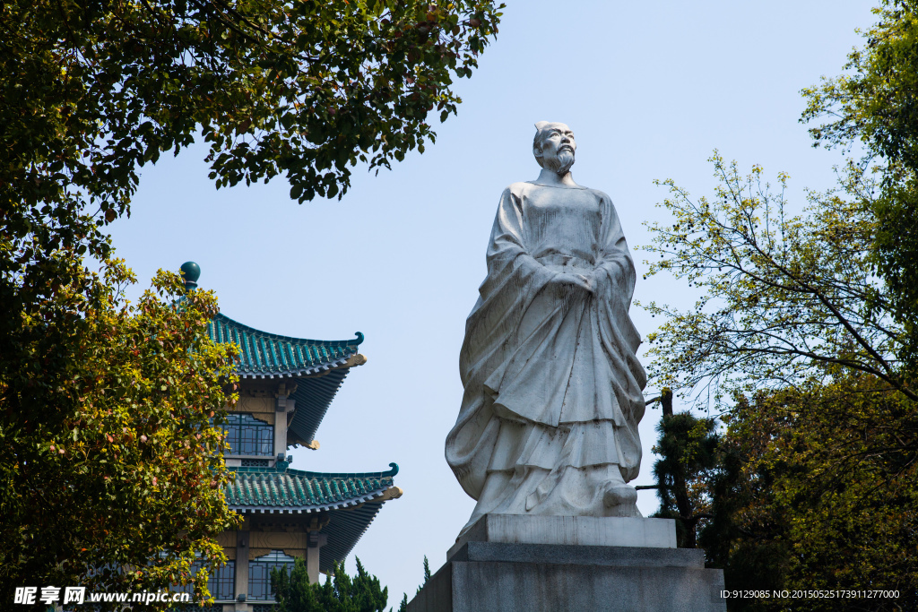 东湖风景区 屈原雕像