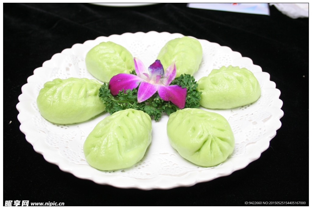 菜汁煎包
