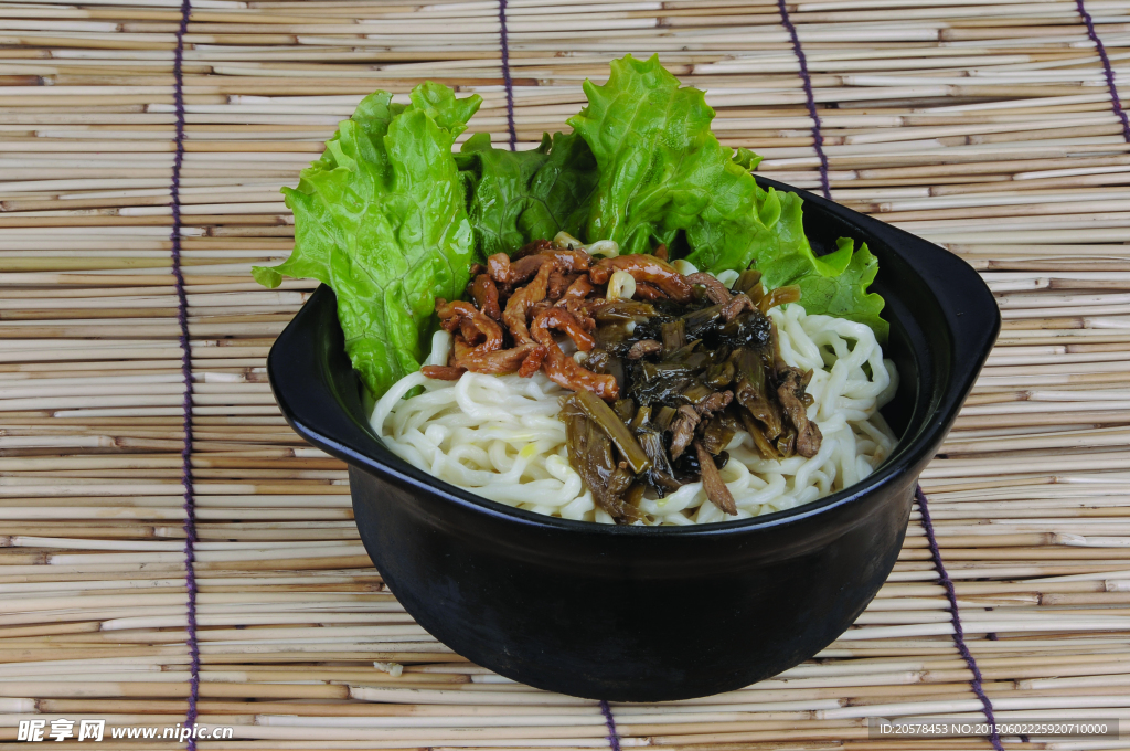 肉絲雪菜面