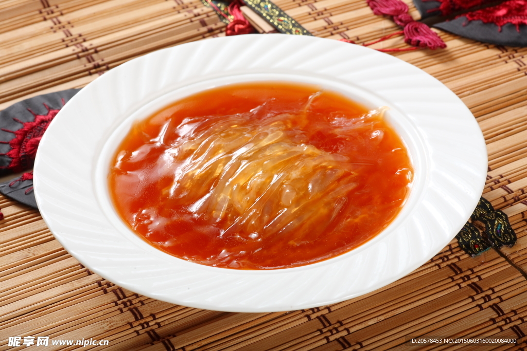 官府紅燒魚翅