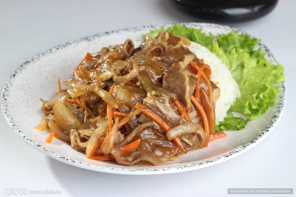 牛肉蓋飯