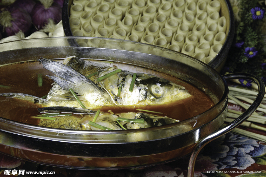 魚頭泡莜面
