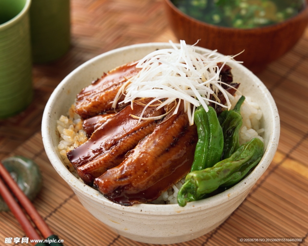 雞翅飯