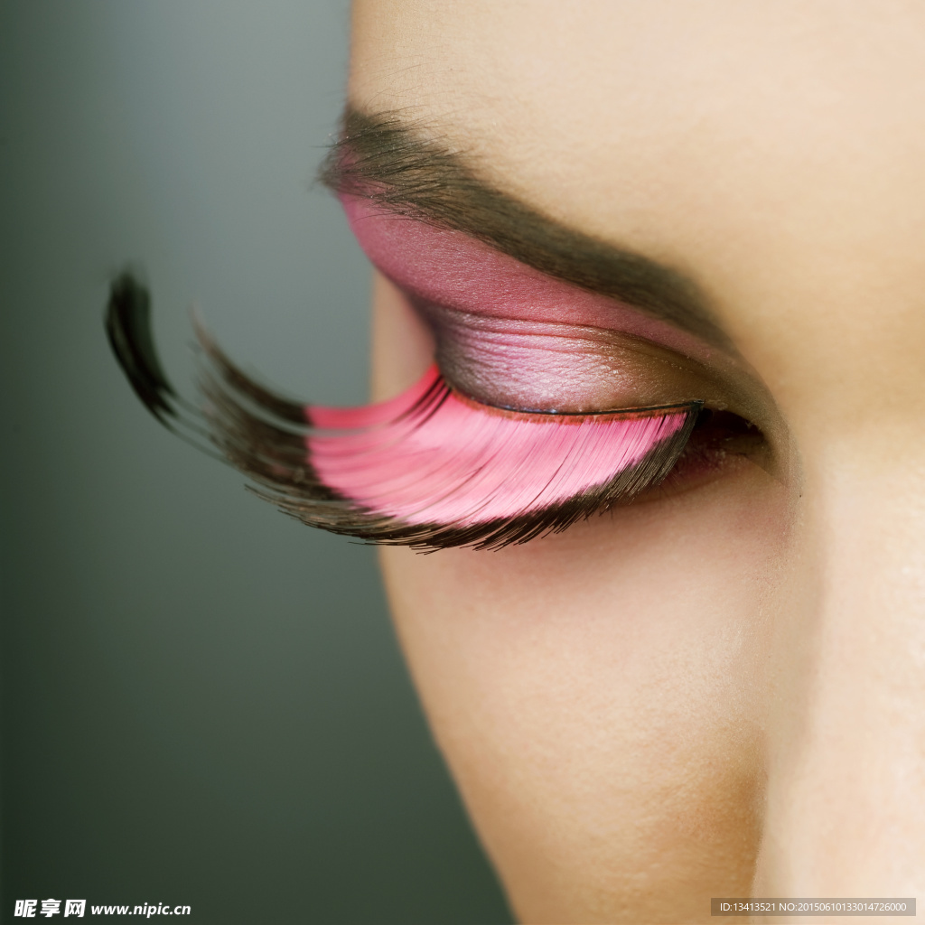 唯美藝術(shù)妝容