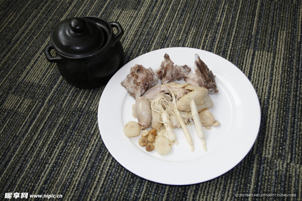 參須煲童子雞
