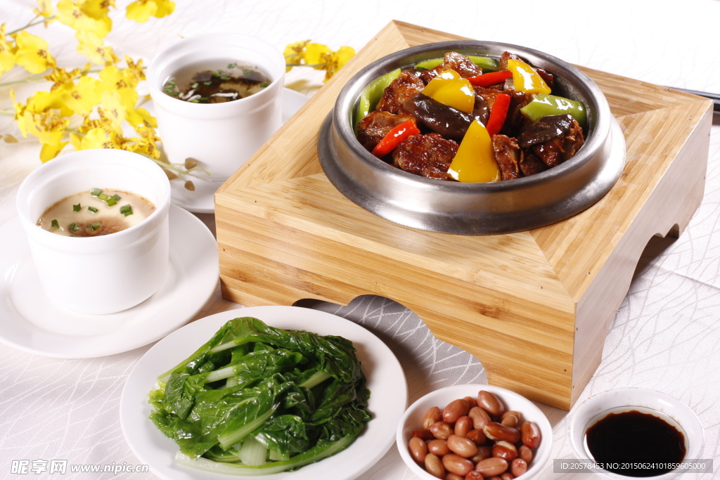 梅子排骨石鍋飯