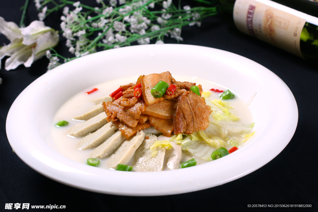 白菜炖卤水冻豆腐