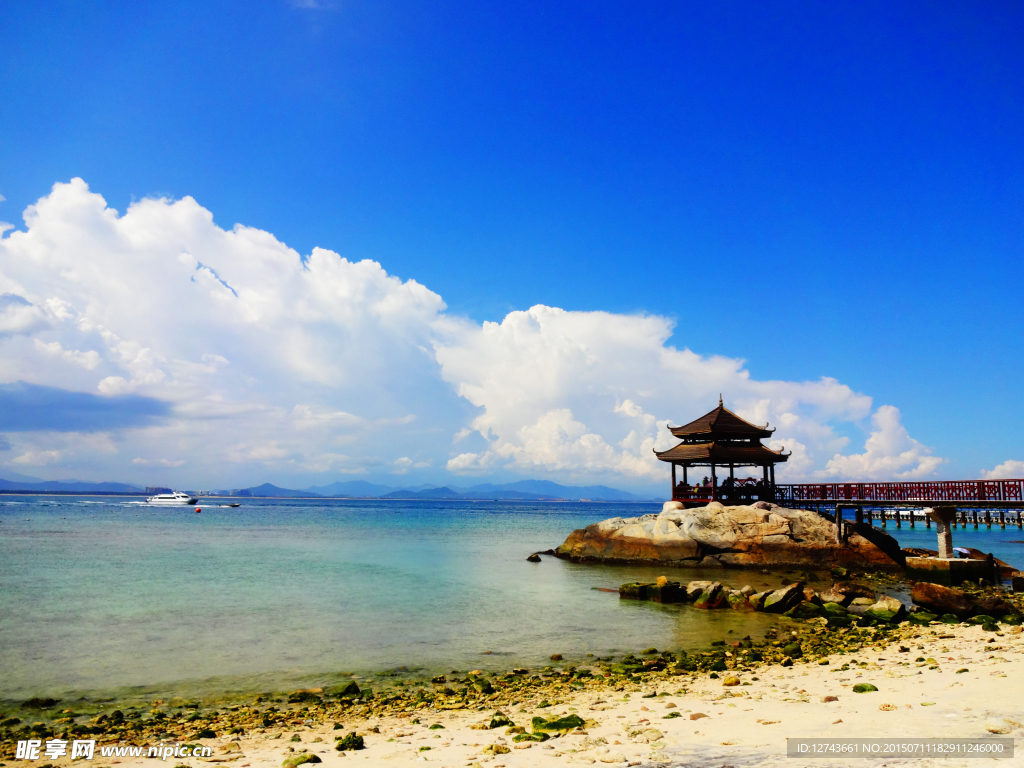 蜈支洲島