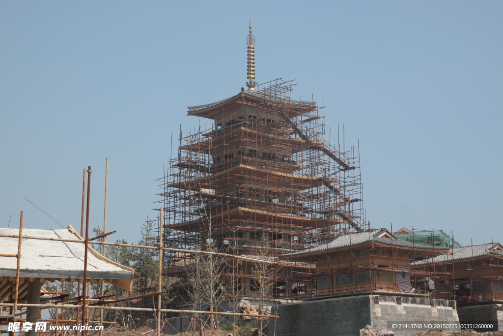 正在建設(shè)的古代建筑
