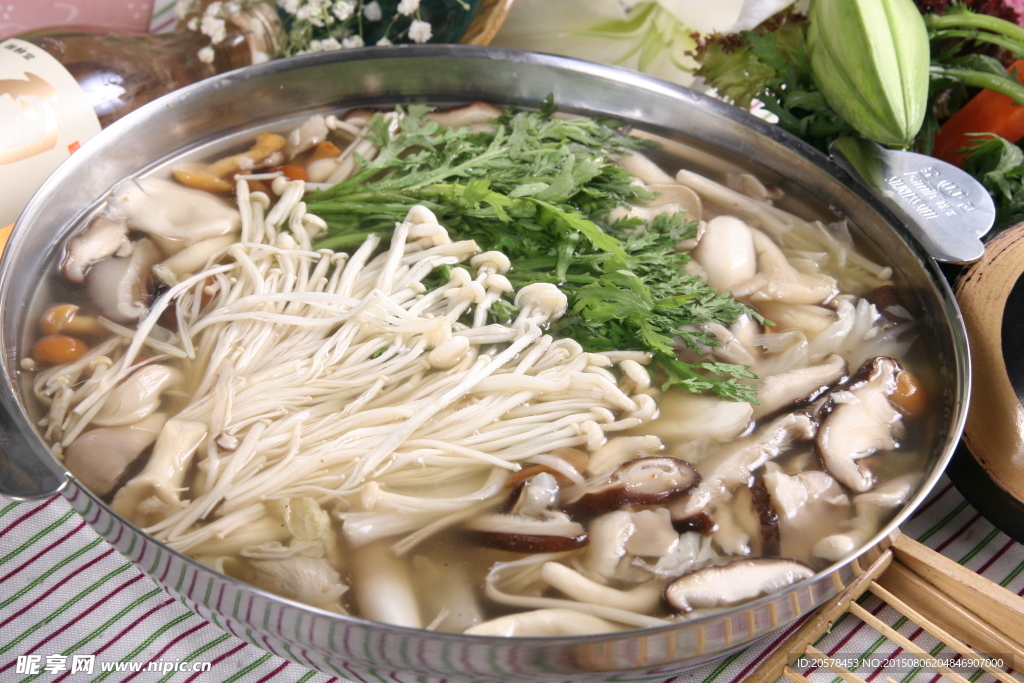 菌類火鍋