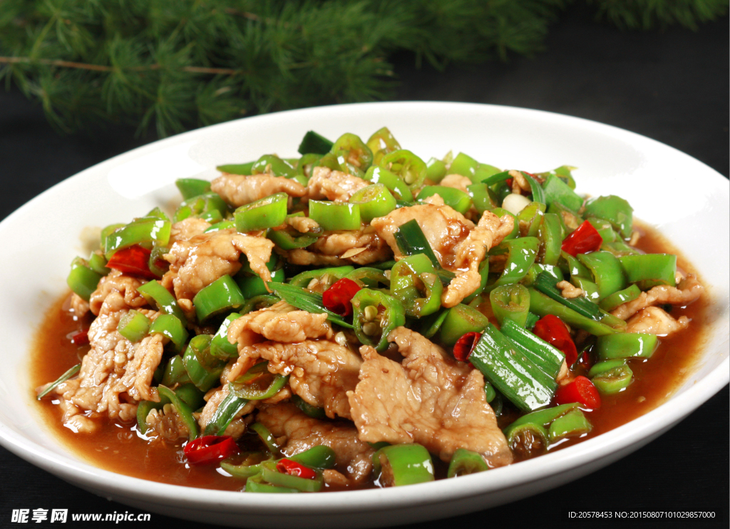 尖椒炒肉片
