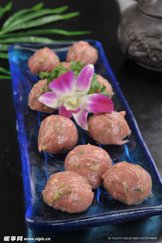 香菜肉丸