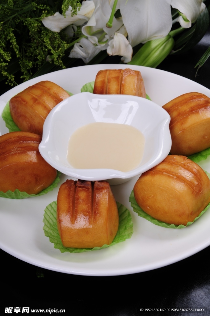 金饅頭