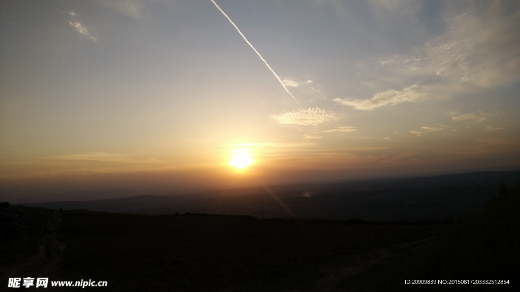 夕陽(yáng)