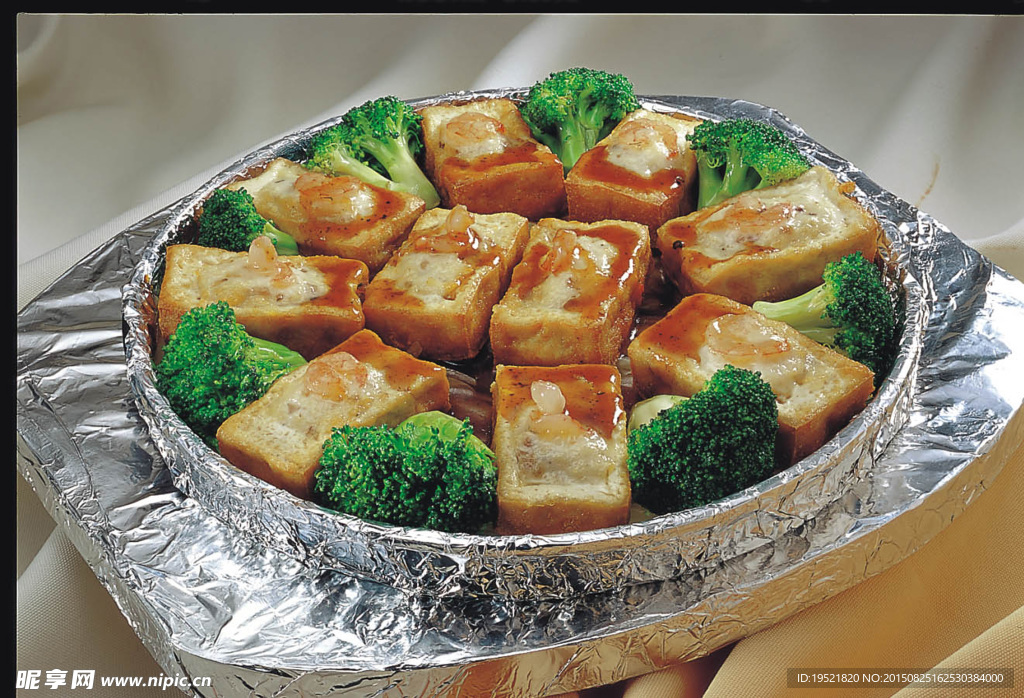 鐵板海皇釀豆腐