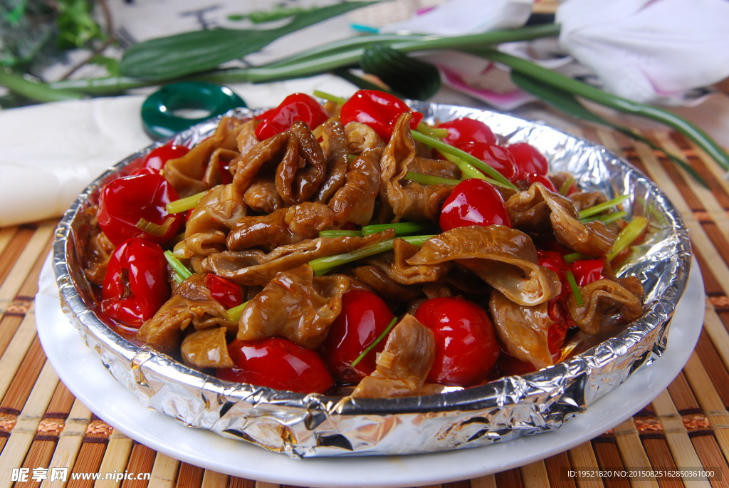鐵板泡椒肥腸