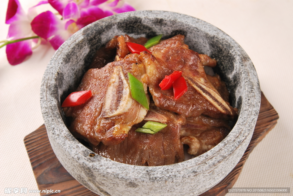 生焗牛仔骨
