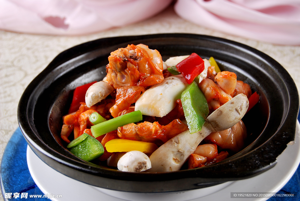 昆明雞菇嗜牛蛙