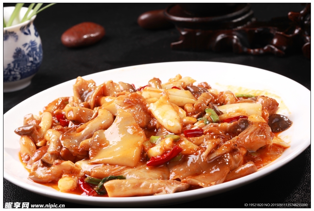 肉沫三菌