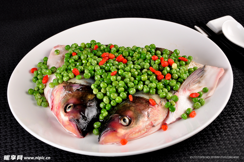 青豆扒魚頭
