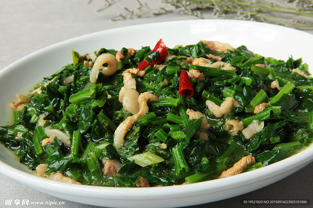 菠菜燜肉絲