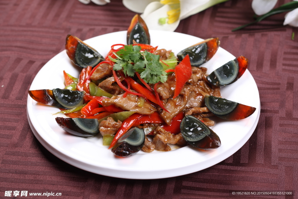 烤椒皮蛋小牛肉