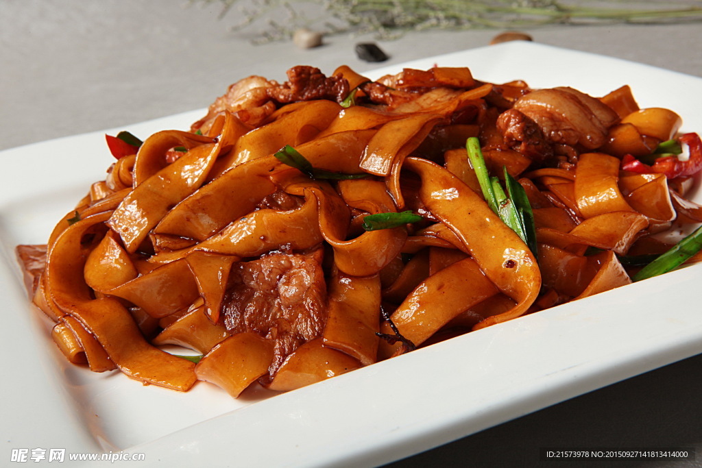 豬肉炒寬粉