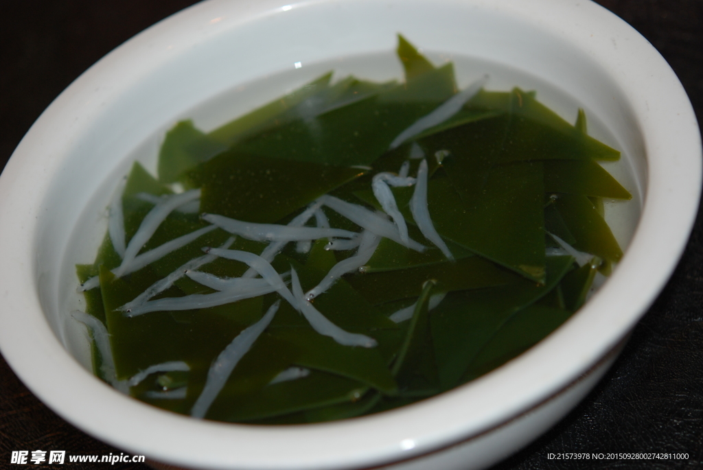 銀魚海帶湯