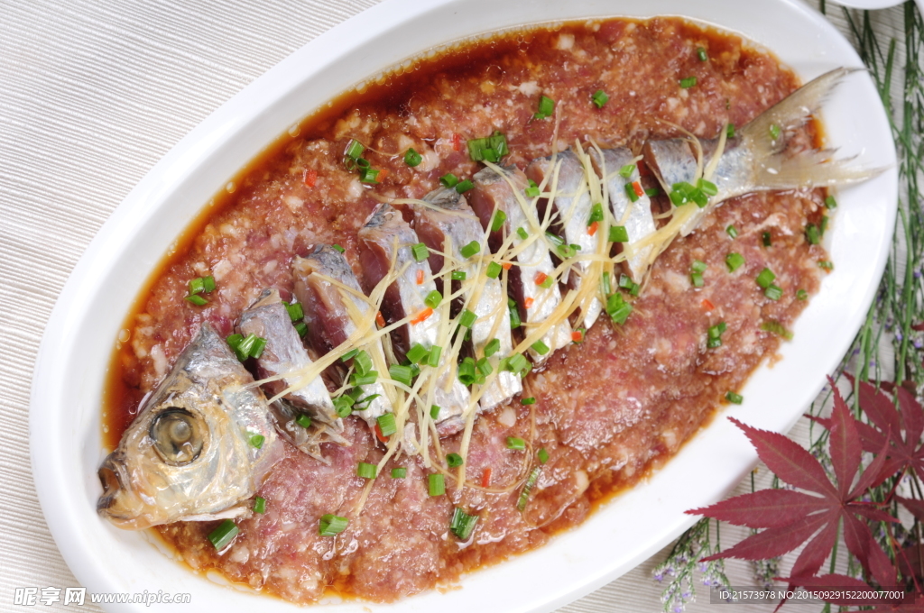 勒魚鲞蒸肉餅