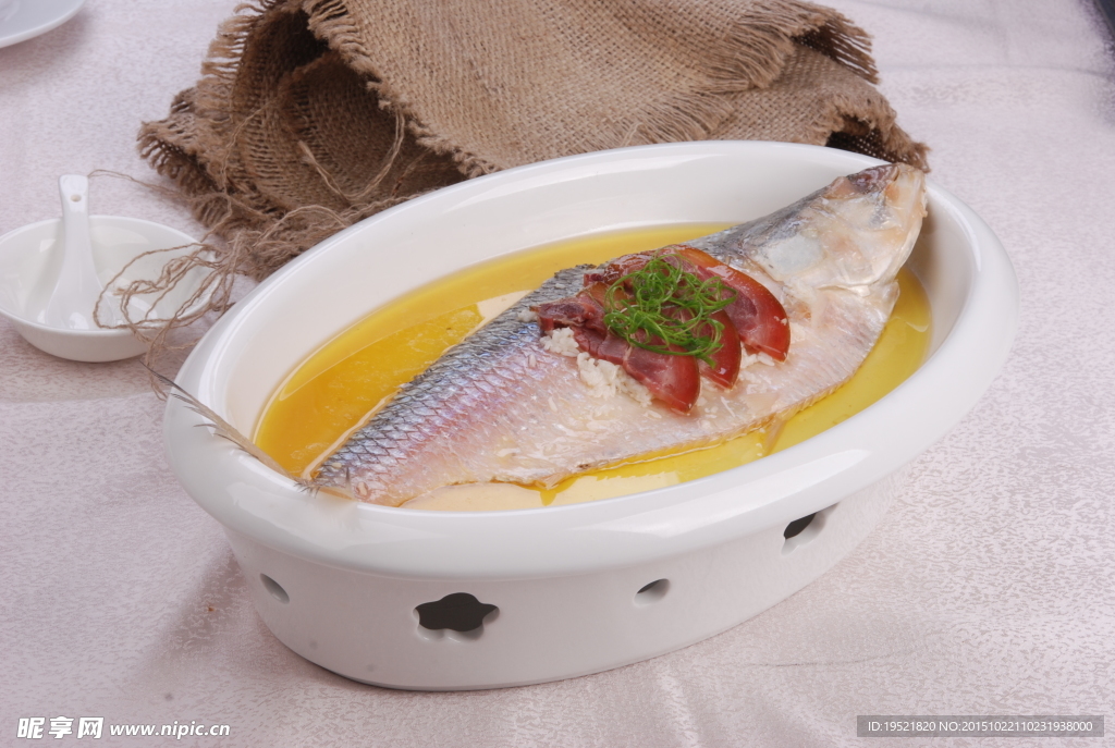 特色釀鰣魚