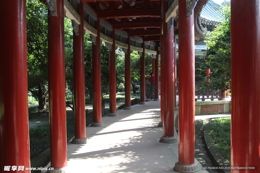 紅色長廓