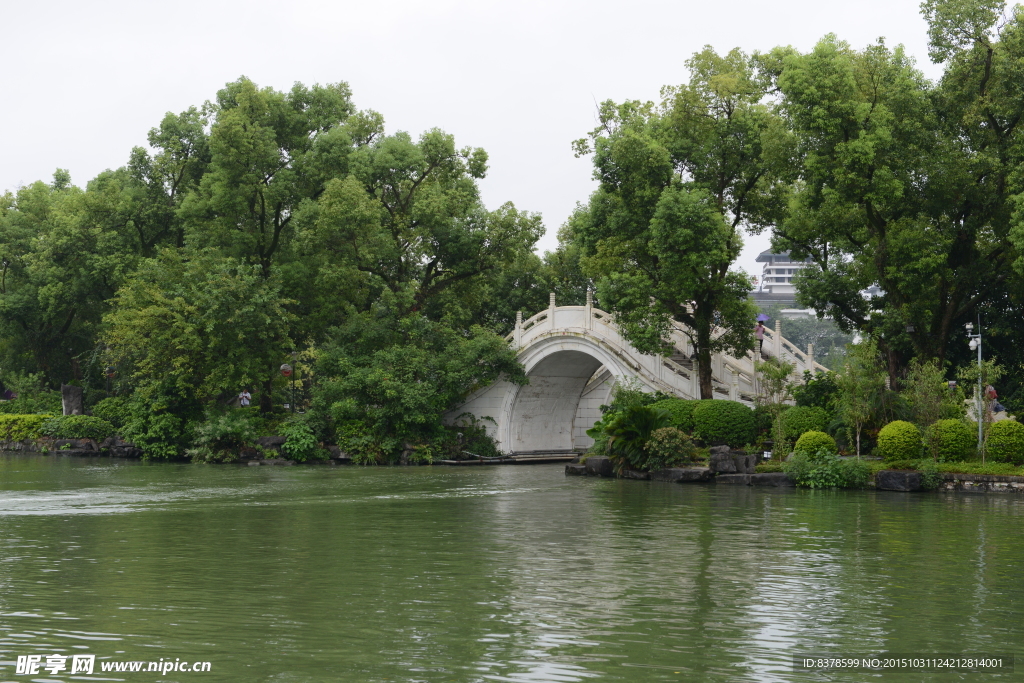 拱橋