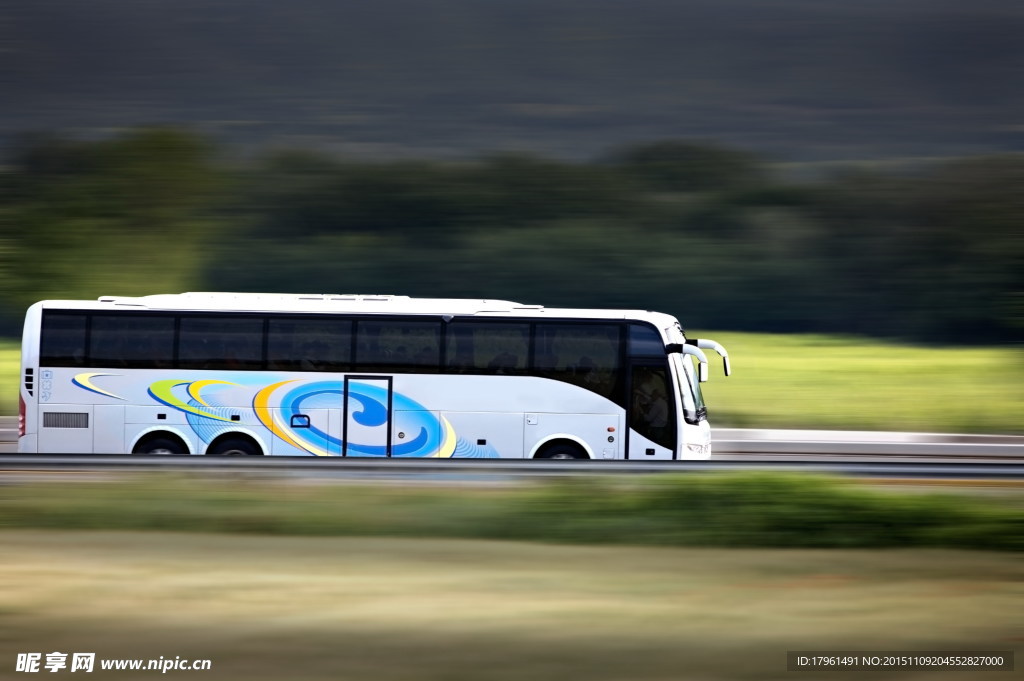 炫酷公交車