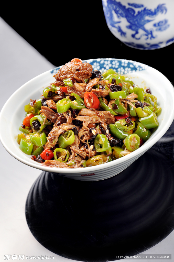 線椒炒香肉