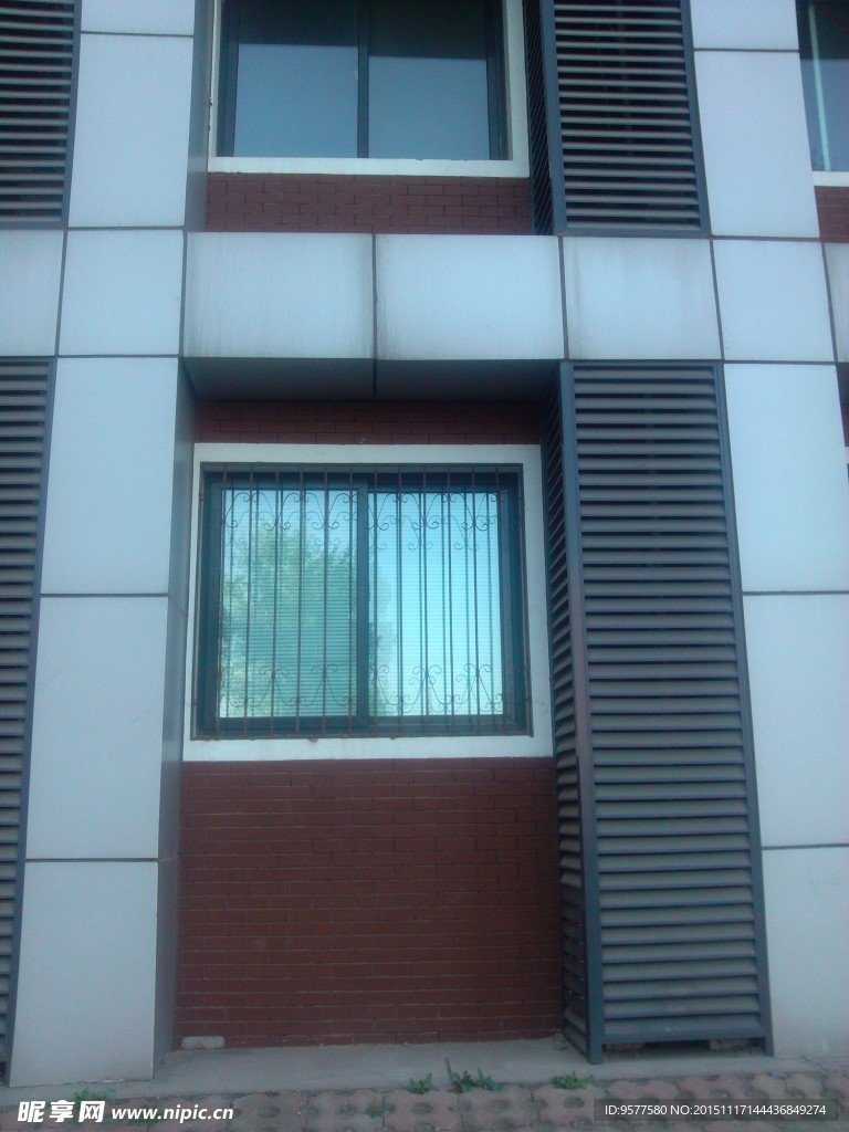 大樓 窗戶