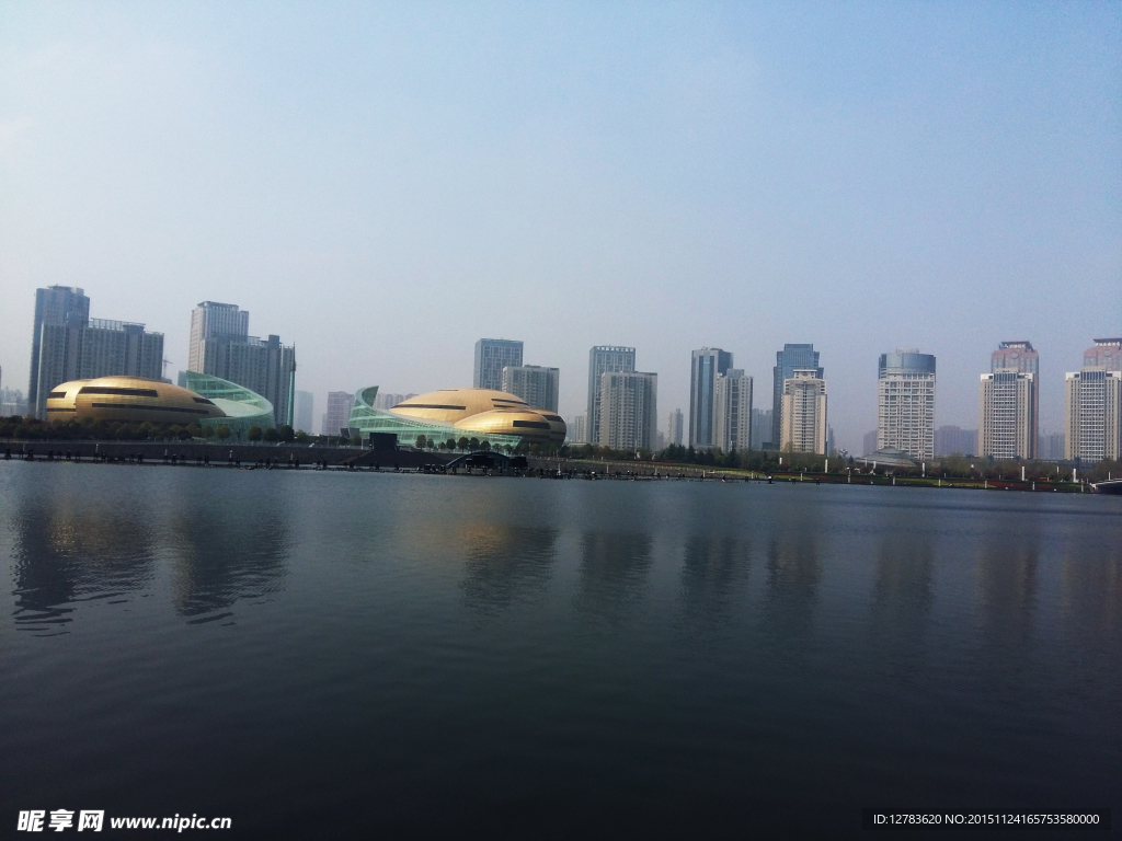 郑州艺术中心如意湖