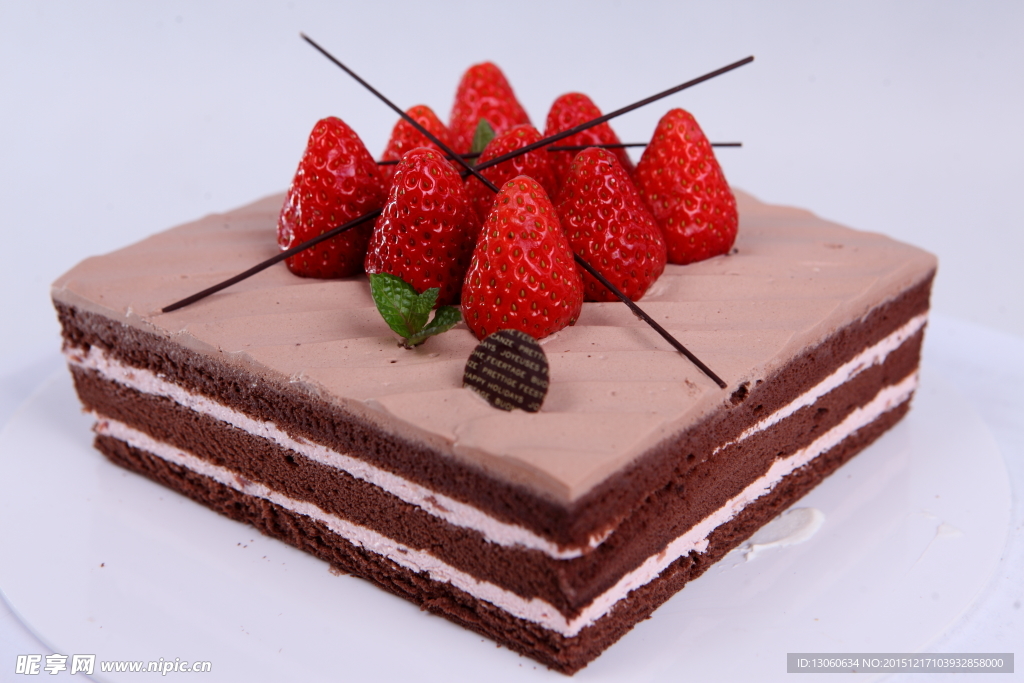 蛋糕 草莓巧克力蛋糕