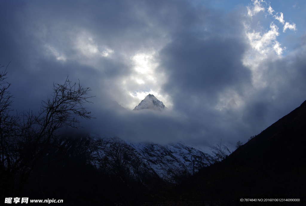 雪山