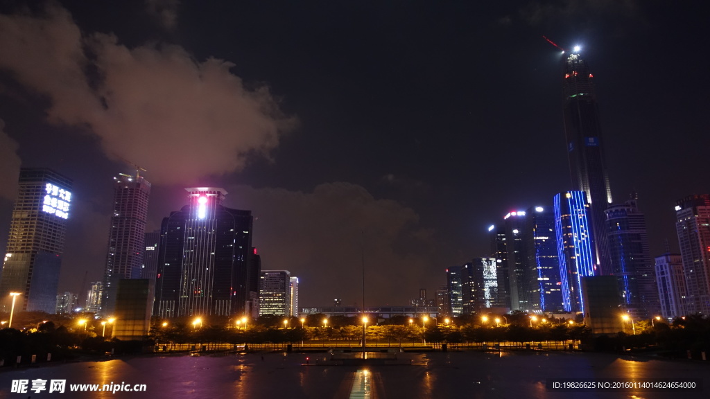 深圳市民中心夜景