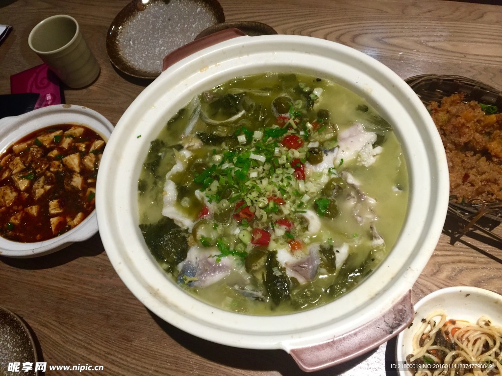 川菜酸菜魚