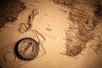 复古航海图指南针