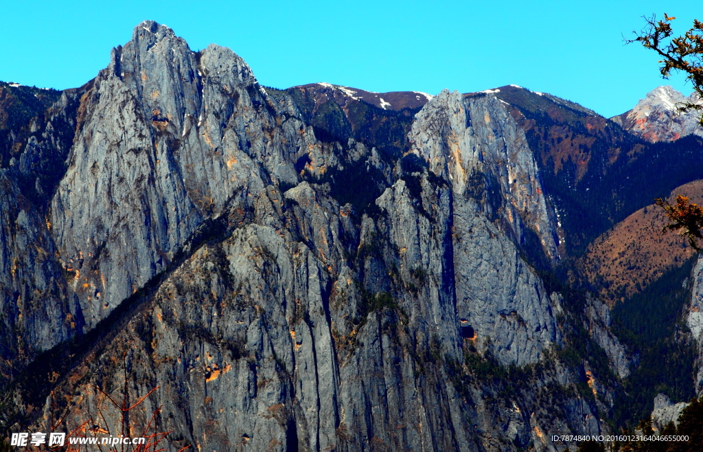 四川鄉(xiāng)城雪山