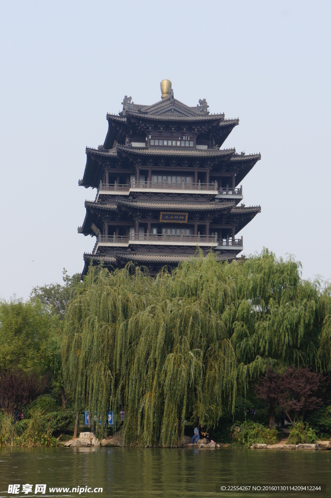 古塔風(fēng)景