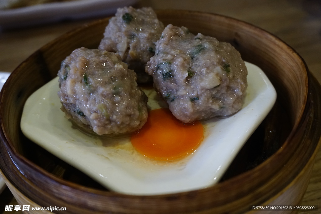 鮮蒸牛肉丸