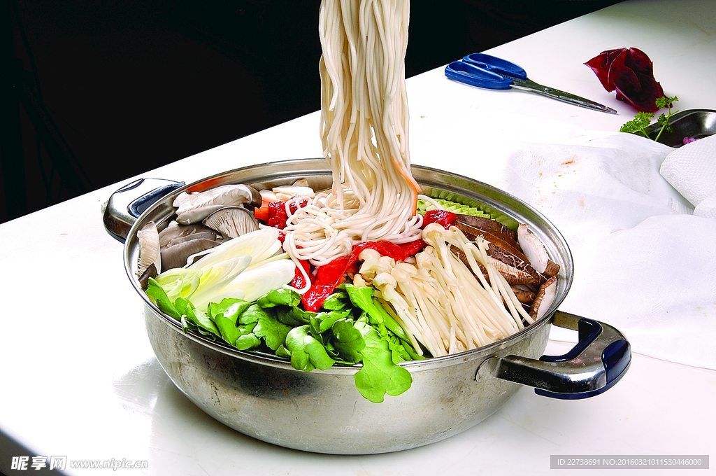 牛肉火鍋面